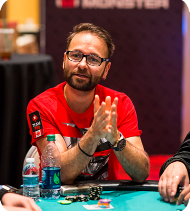 Daniel Negreanu at a live tournament table